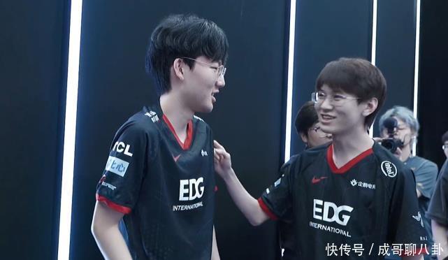 他们通过留 他们通过留