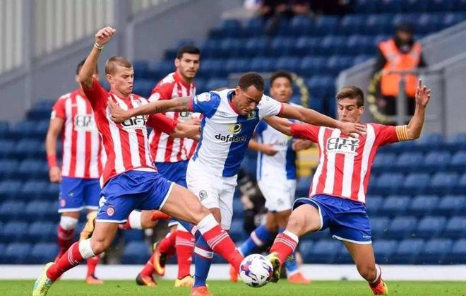 他的加入或 他的加入或